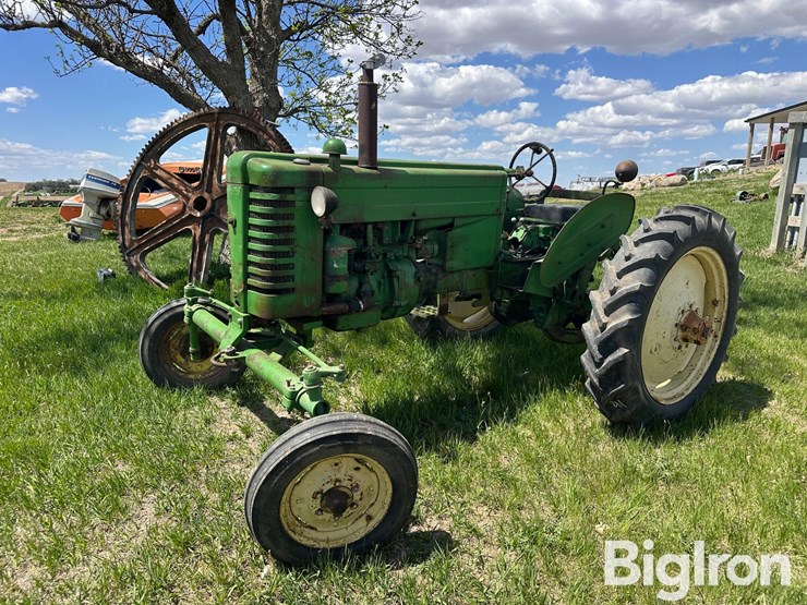 john-deere-mt-image-1