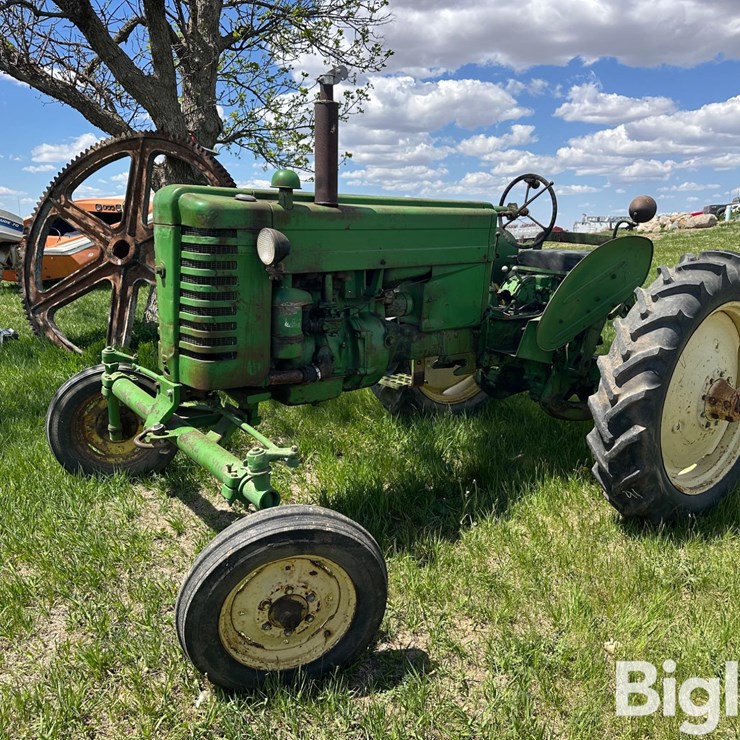 JOHN DEERE MT