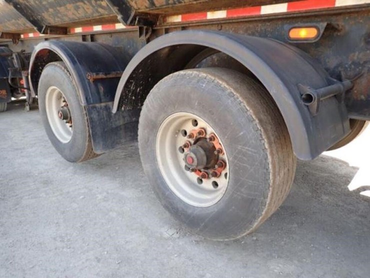 2007-axle-end-dump-image-18