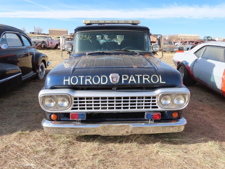 1958-ford-custom-stepside-1/2-ton-pickup-image-2