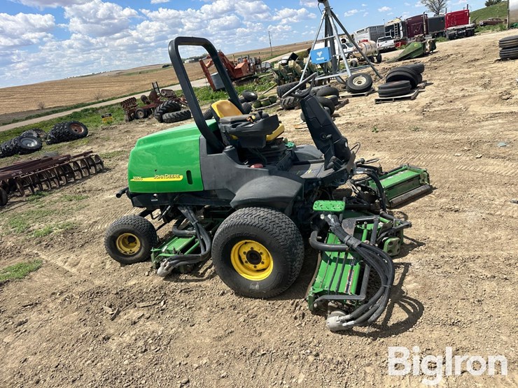 john-deere-3225c-image-4
