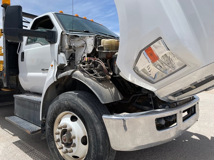 2019-ford-f750-image-41