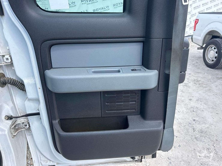 2013-ford-f150-image-12