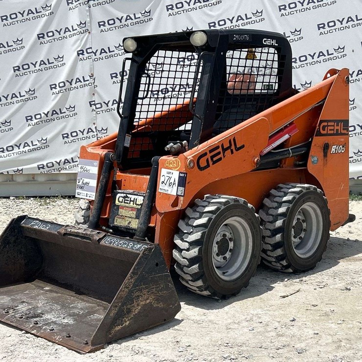 2020 GEHL R105