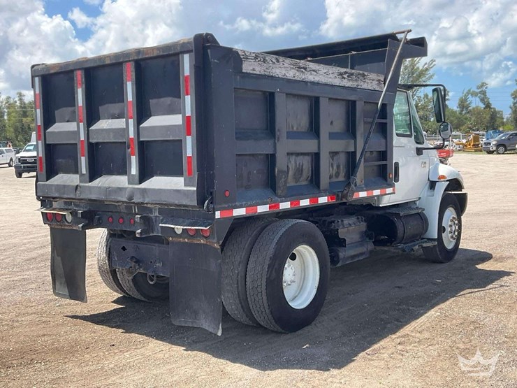 2006-international-durastar-4300-image-3