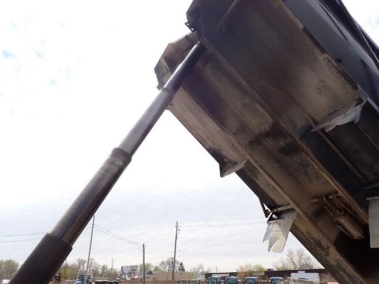 2000-western-star-5964ss-image-68