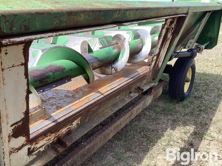 john-deere-843-image-9