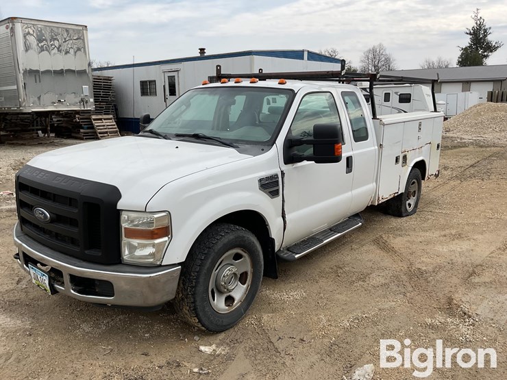 2008-ford-f350-image-1