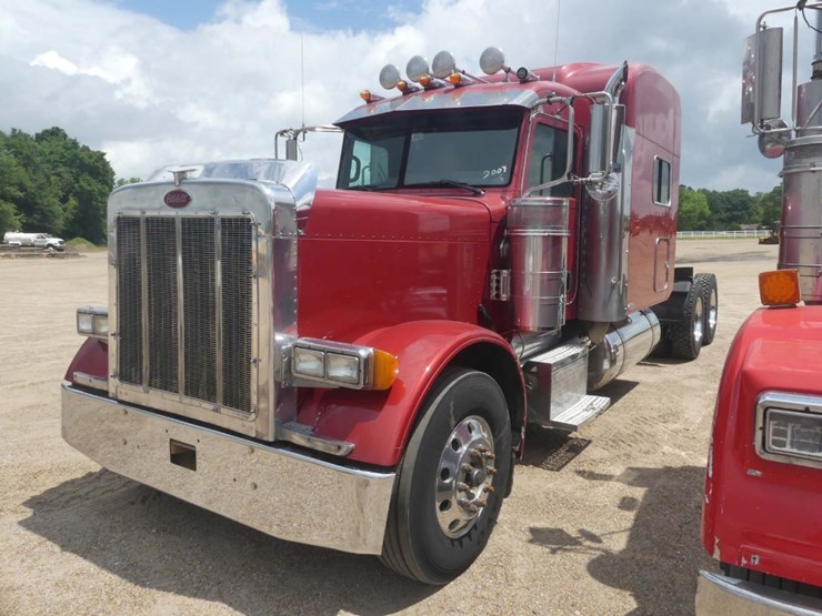 2007-peterbilt-379-image-1
