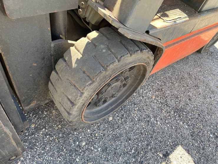 #4537-•-toyota-electric-forklift-image-21