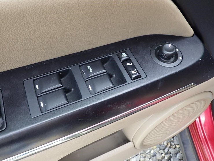 2013-jeep-patriot-image-27