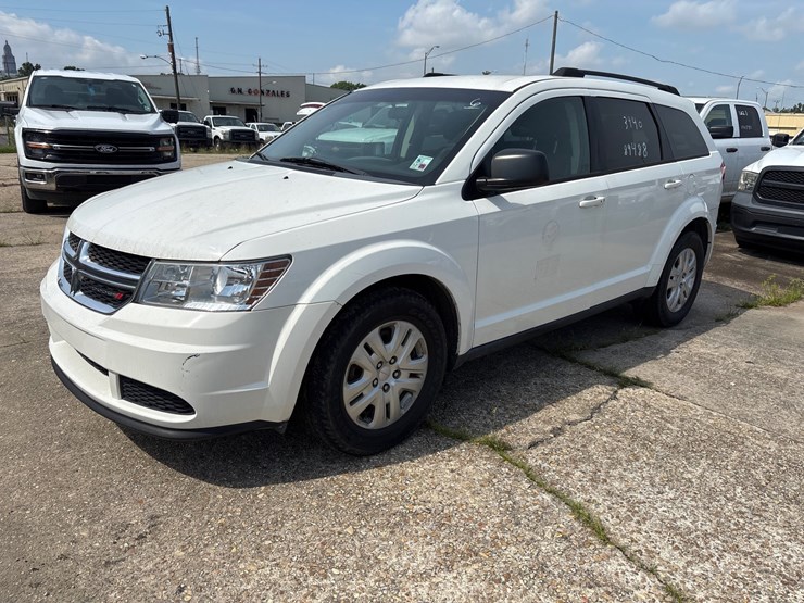 2016-dodge-journey-image-1