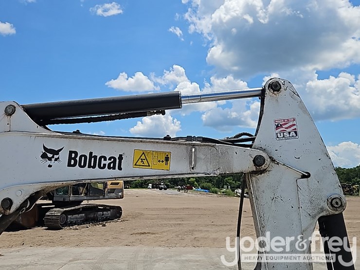 2019-bobcat-e32-image-16