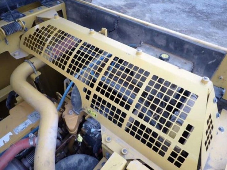 2015-caterpillar-349fl-image-70