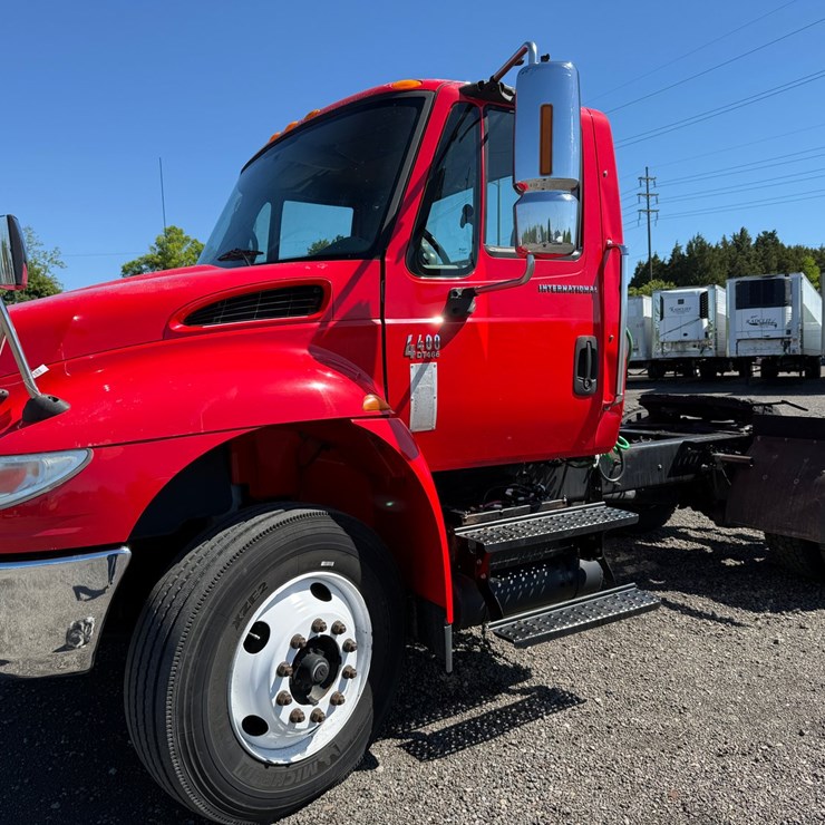 2006 INTERNATIONAL 4400