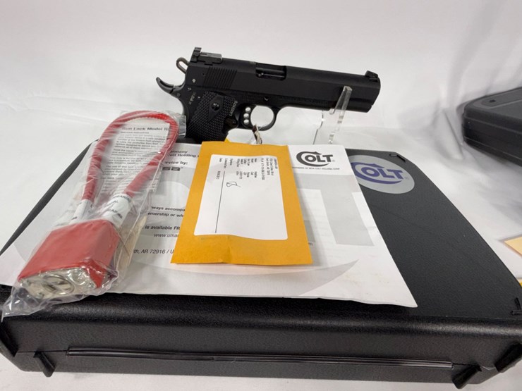 #26-•-colt-umarex-usa-colt-gold-cup-22lr-pistol-lk031170-image-17