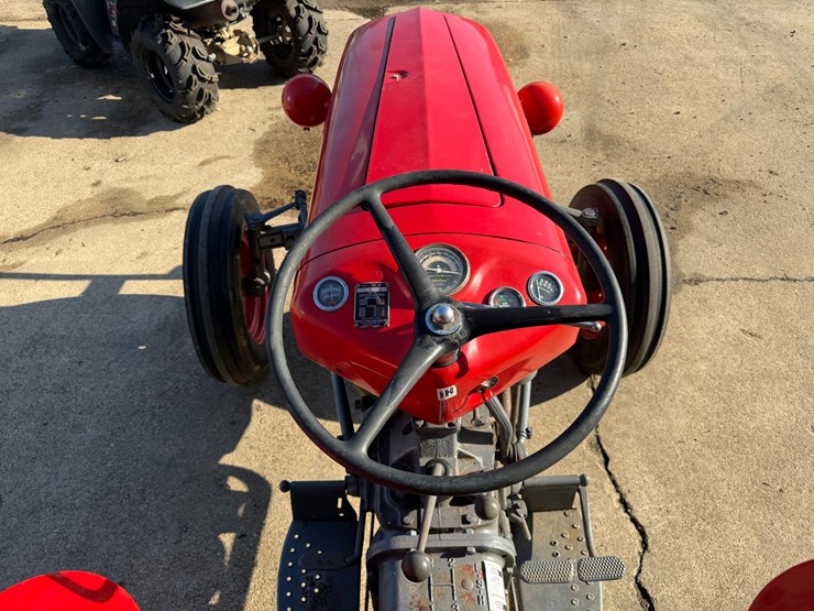 massey-ferguson-to35-image-37