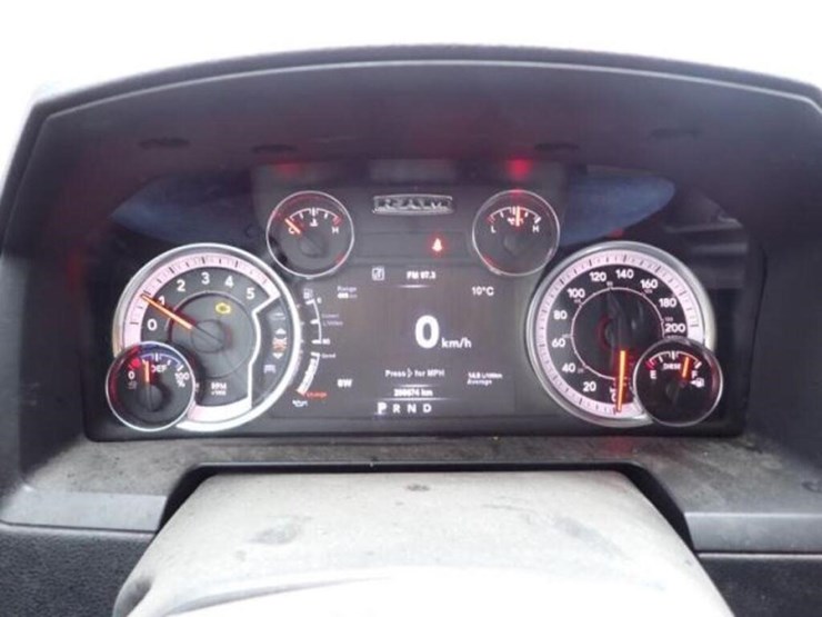 2017-dodge-ram-1500-image-13