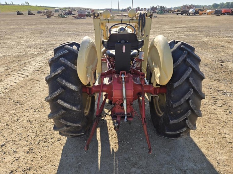 ford-4000-image-7