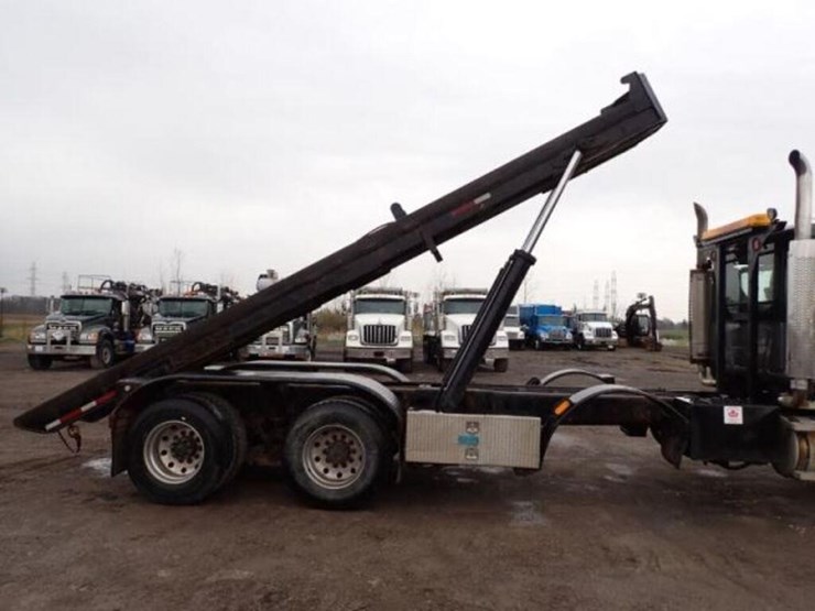 2004-mack-cv713-granite-t/a-rolloff-truck-1m2ag10c-image-79