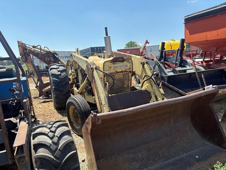 ford-tractor-image-4