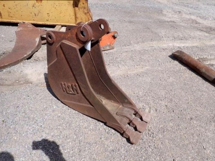 john-deere-310-image-3
