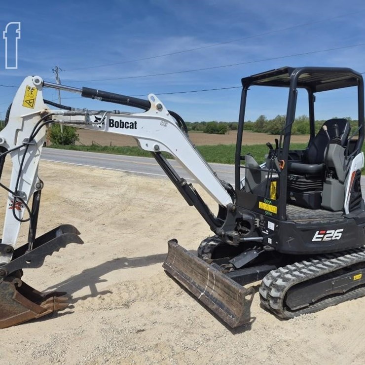 2020 BOBCAT E26