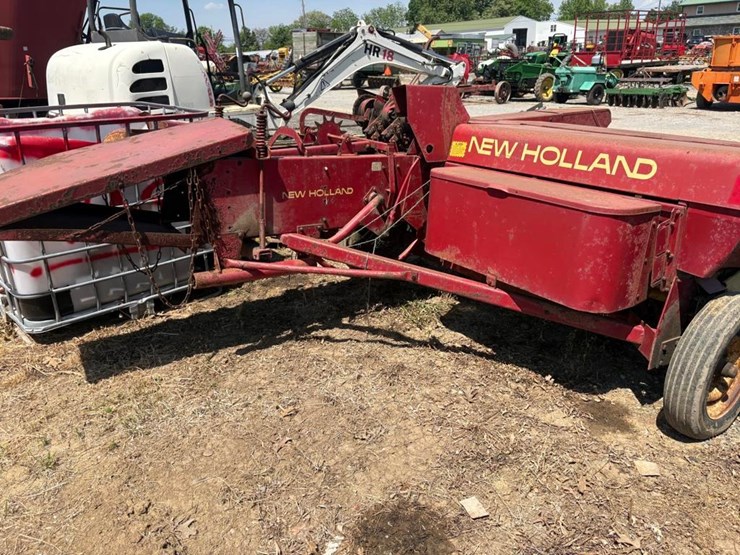 new-holland-273-image-3
