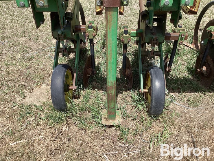 john-deere-885-image-11