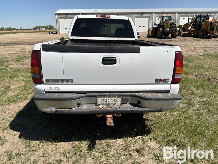 2002-gmc-sierra-1500-image-6
