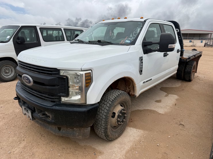 2018-ford-f350-image-1