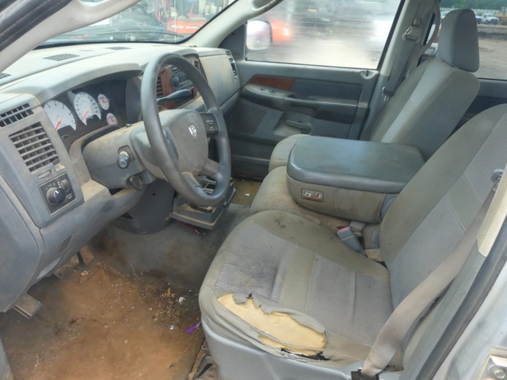 2006-dodge-ram-1500-image-8