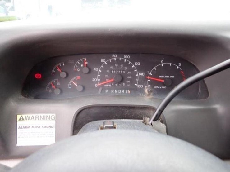 2006-ford-f650-xlt-image-13