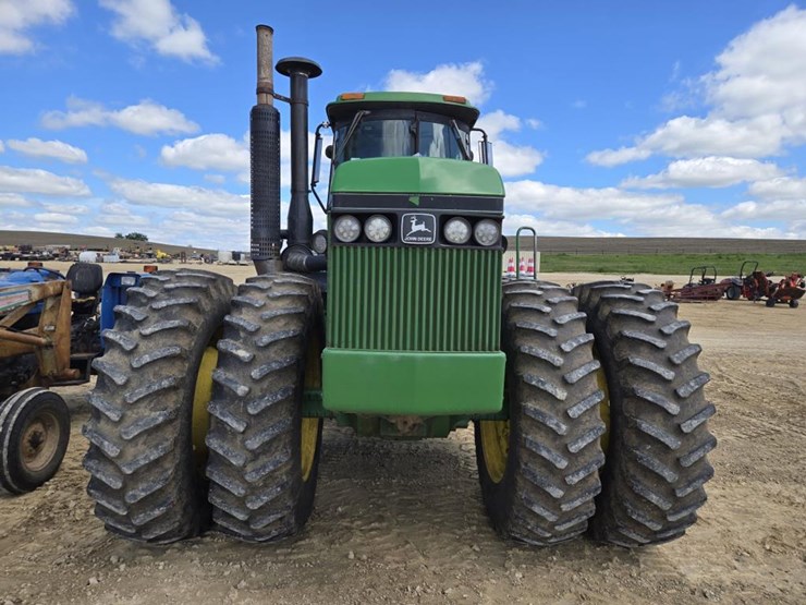 john-deere-8450-image-2