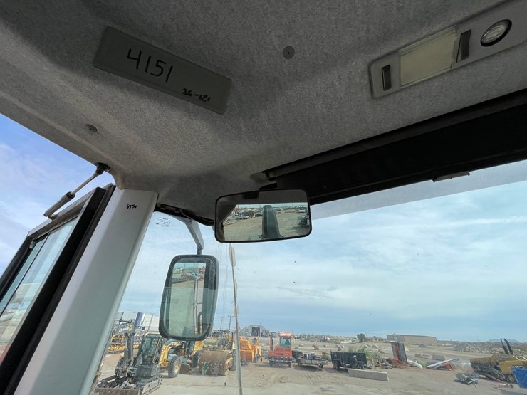 2014-volvo-l120h-image-138