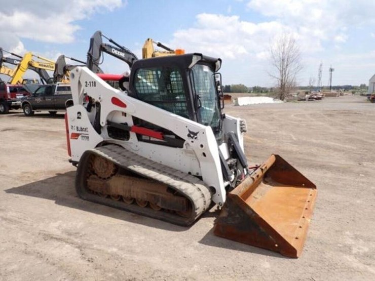2021-bobcat-t770-image-3
