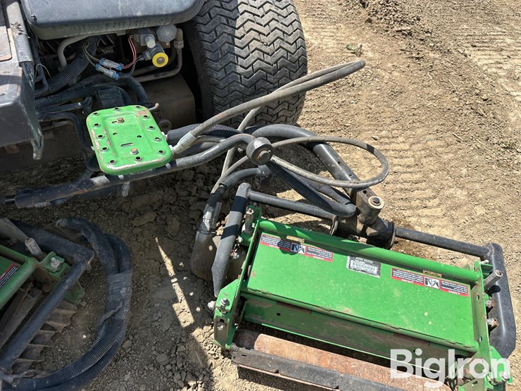 john-deere-3225c-image-16
