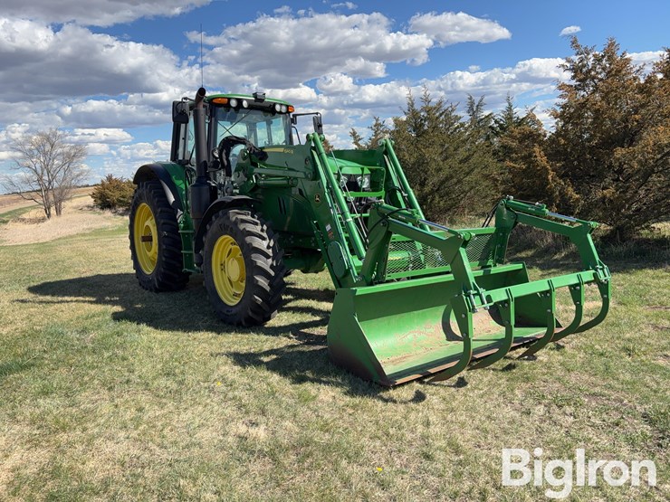 2020-john-deere-6155m-image-3