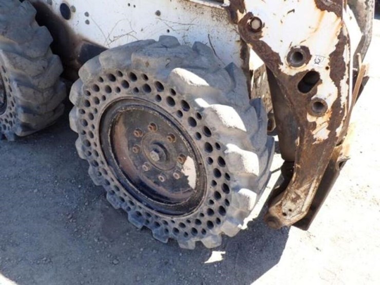 2006-bobcat-s150-image-31