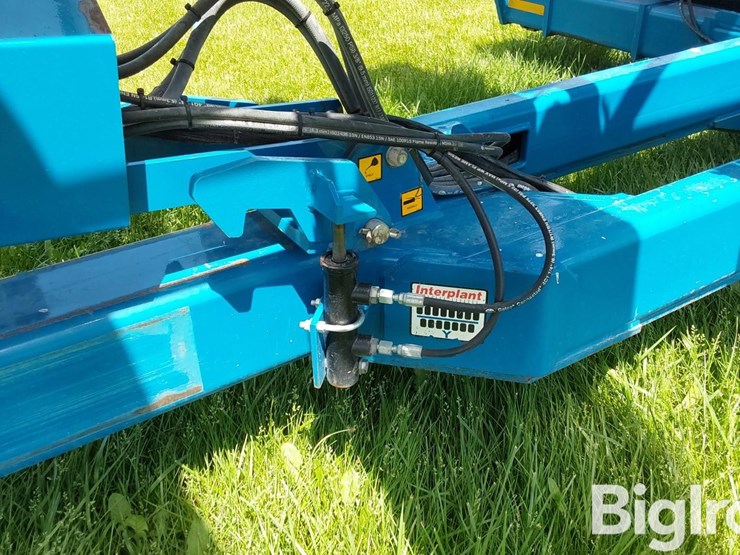 2014-kinze-3600-image-10