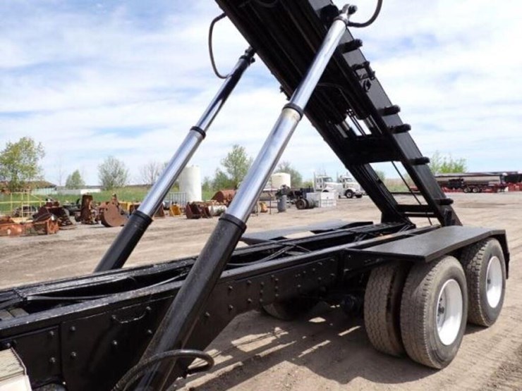 1993-mack-rd690s-image-65