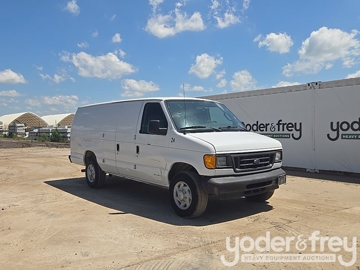 2007-ford-e250-image-7