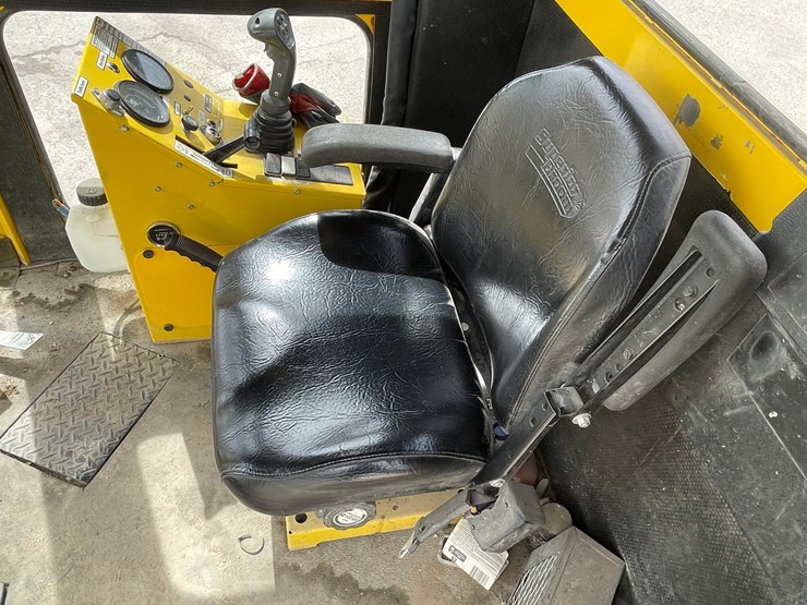 2017-superior-broom-dt80k-image-101