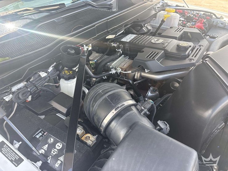 2021-ram-5500-chassis-4x4-altec-at37g-37ft.-bucket-truck-image-18