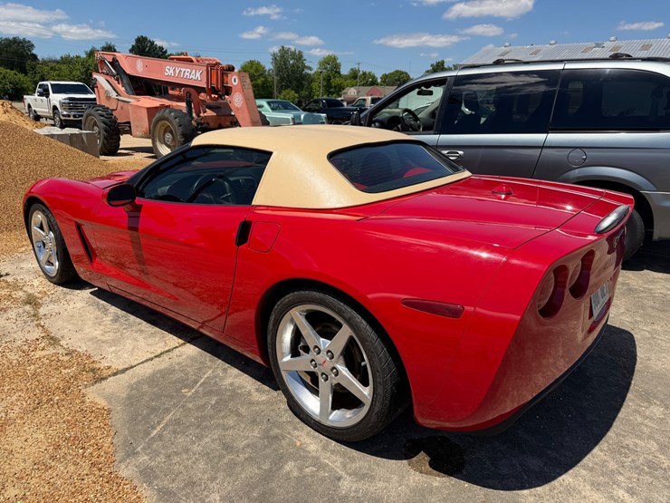 #47804-•-2005-chevrolet-corvette-convertible-vin:-1g1yy34u655124268-image-5
