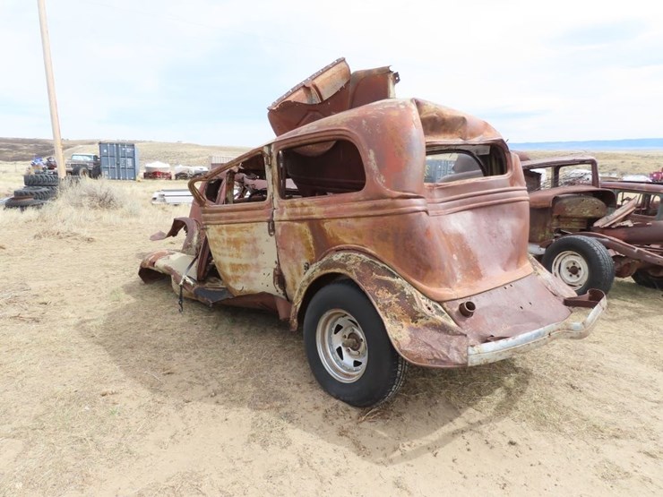 1934-ford-sedans-for-project-or-parts-image-4