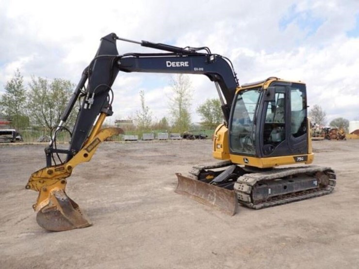 2022-deere-75g-image-1