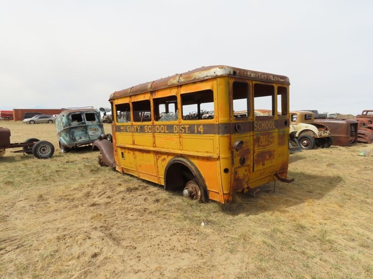 amazing-cool-1935-ford-short-school-bus-image-9