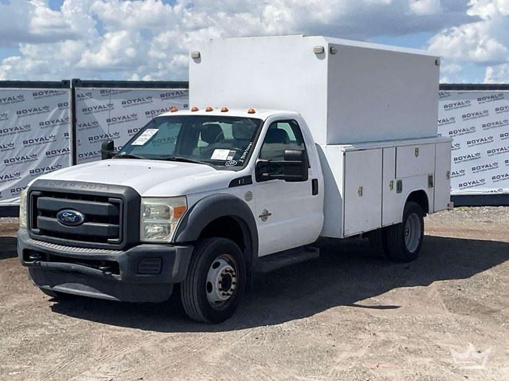 2015-ford-f550-image-1