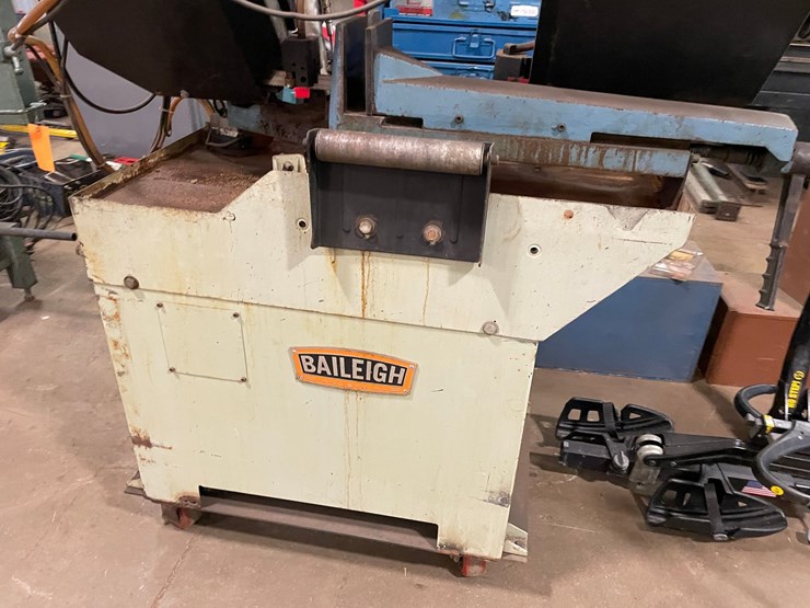 #4542-•-baileigh-industrial-metal-horizontal-band-saw-image-2